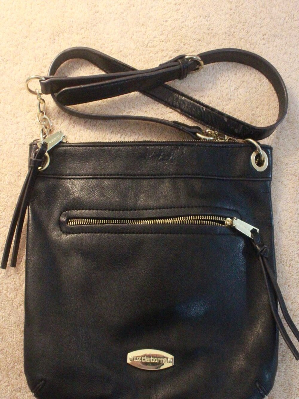 Title: Liz Claiborne Black Zip Crossbody Bag with Gold Tone Hardware